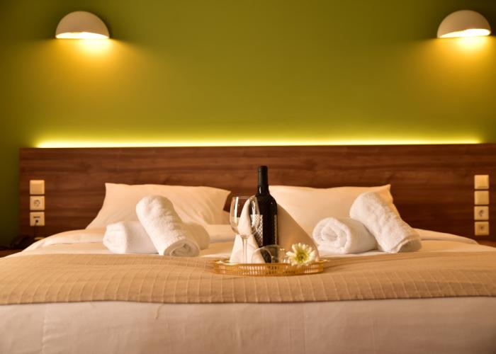 Mont Helmos Hotel