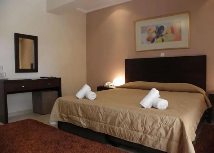 Hotel Ahilion