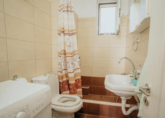 Kalavrita downtown 3 bedroom house for 6 pers