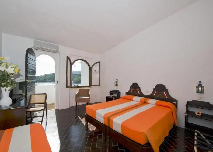 Cala Di Mola Residence