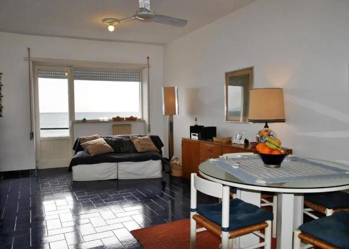 Edy sea View Holiday Apartment