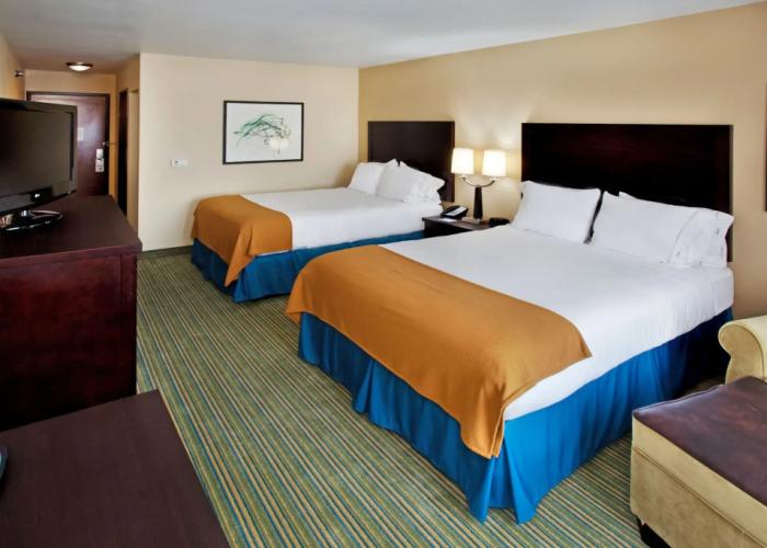 Holiday Inn Express Waterloo-Cedar Falls