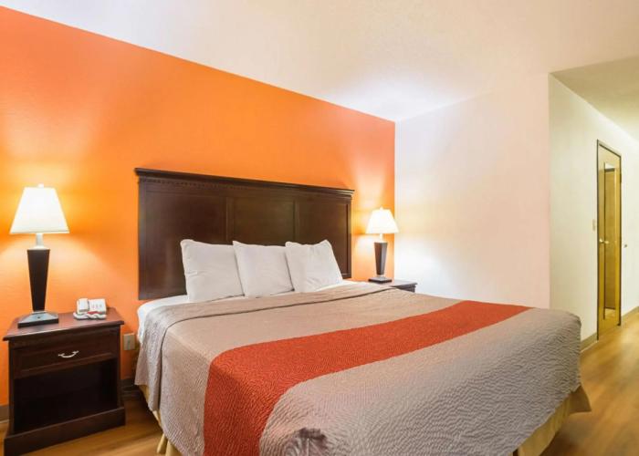 Motel 6 Waterloo, IA - Crossroads Mall - Cedar Falls