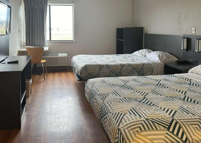 Motel 6 Waterloo, IA