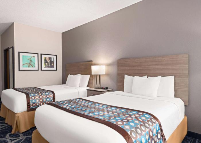 Baymont by Wyndham Waterloo