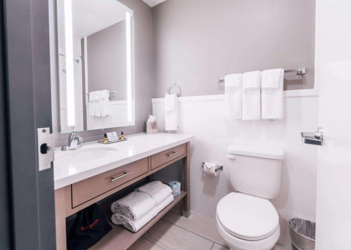 Best Western Plus Executive Residency Waterloo & Cedar Falls