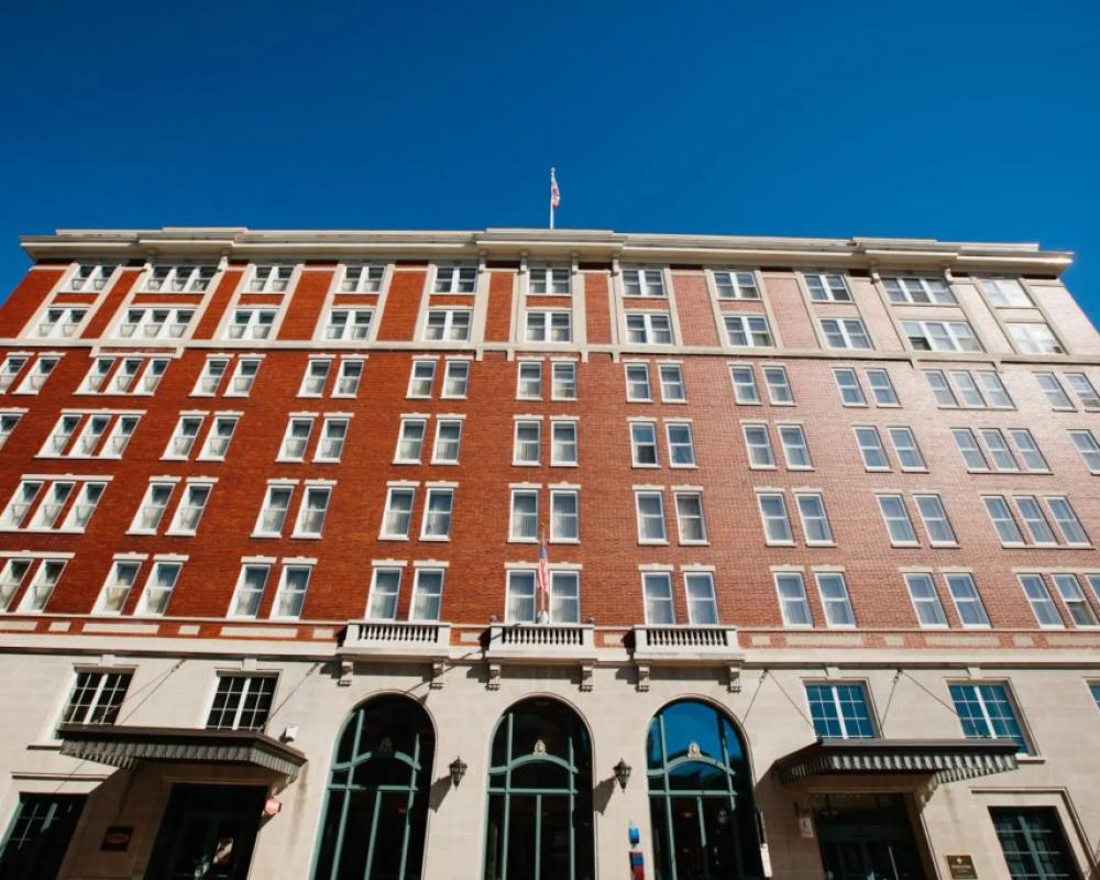 Hotel Julien Dubuque