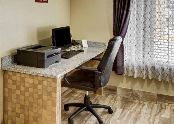 Quality Suites Baton Rouge East - Denham Springs