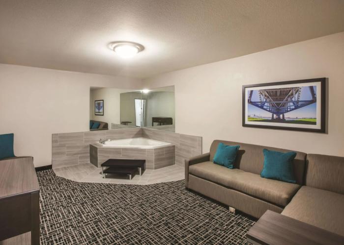 La Quinta Inn & Suites by Wyndham Walker - Denham Springs