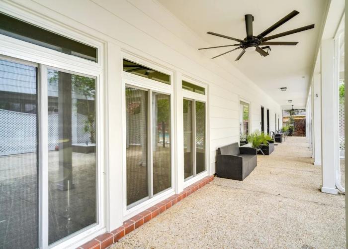 Stunning Baton Rouge Home w/ Pool: Near Lsu!