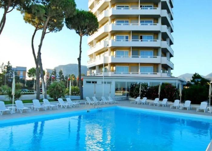Hotel Torre Del Sole