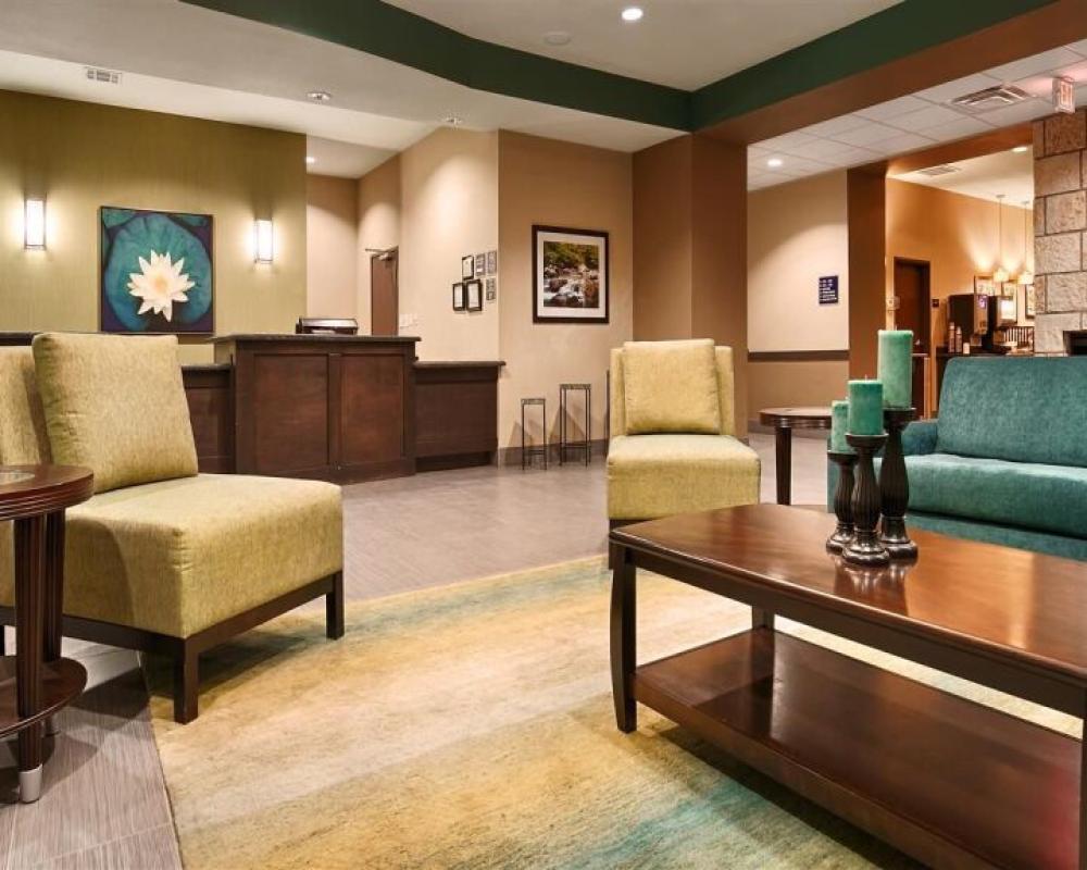 Best Western Plus Carrizo Springs Inn & Suites