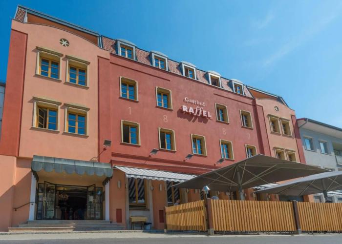 Hotel Restaurant Bistro Raffel