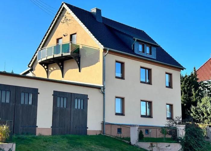Apartment in Stolpen With Garden