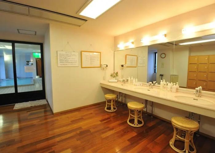 Annex Royal Hotel