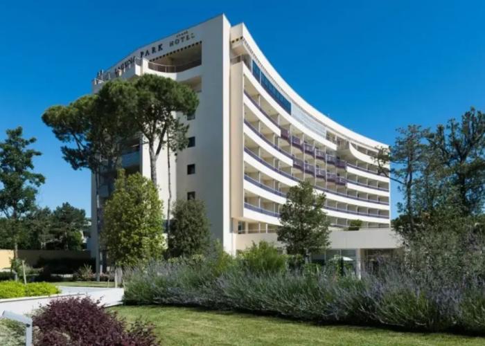 Laguna Park Hotel