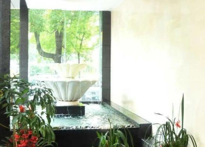 Tianshang Renjian Motel