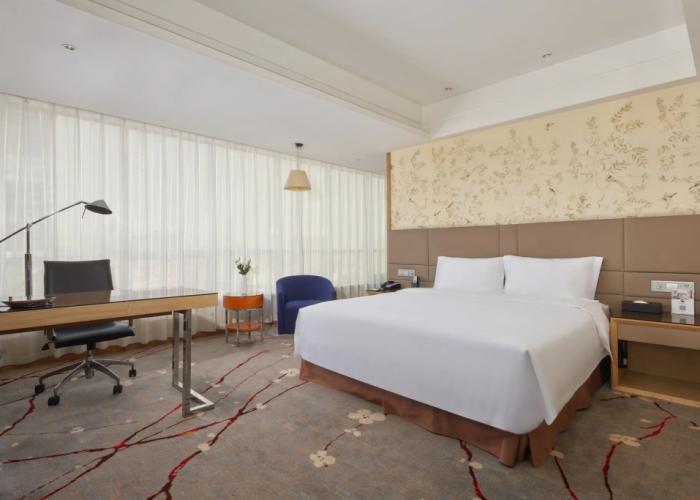 Grandskylight Hotel