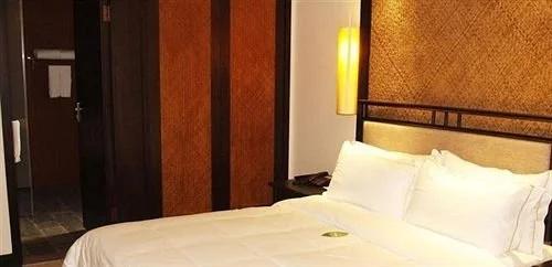 Yunmeng Hotel