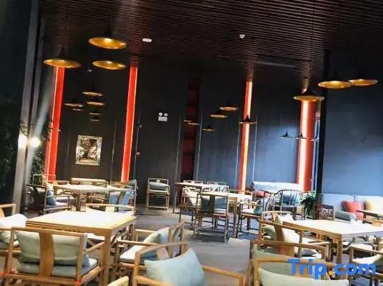 Huarong Hongfa International Hotel (People's Square)