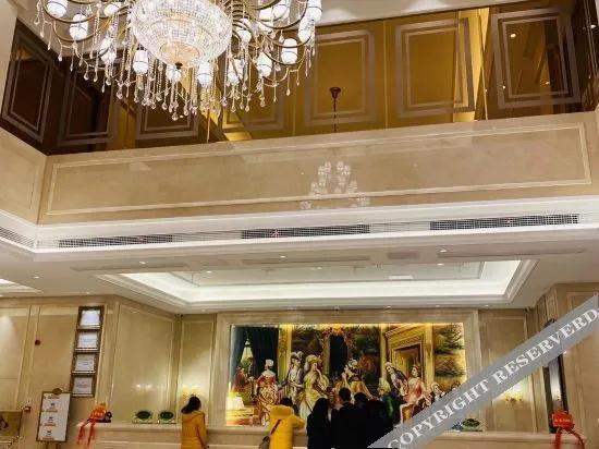 vienna international hotel（yueyangxian Bus station store）