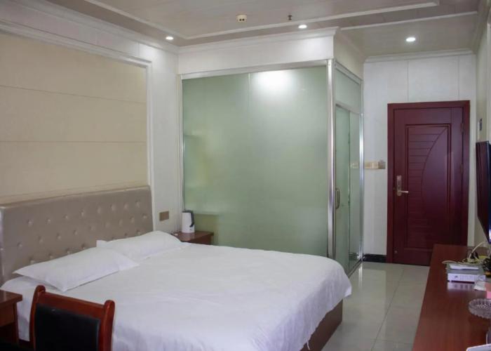Jinsanjiao Business Hotel