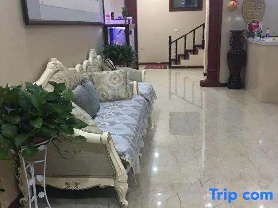 Xuequan Express Hotel