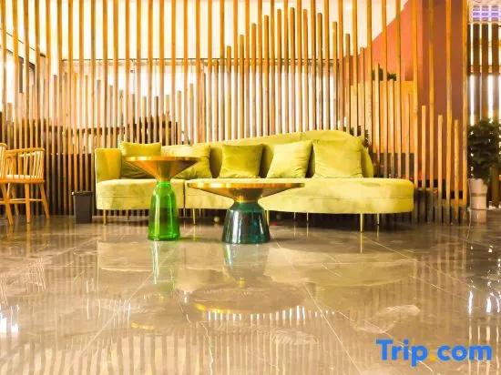 Yuntai Mountain Muze Shanli Hotel