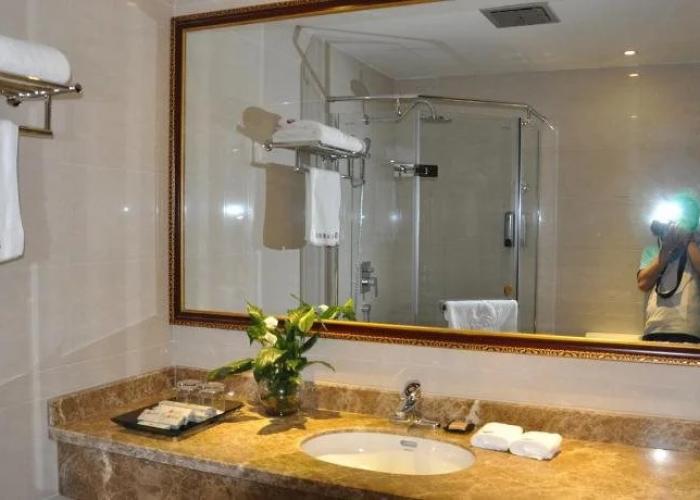 Harmonious Dunpu Hotel