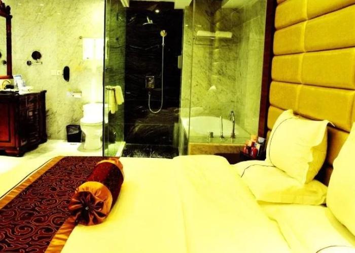 Harmonious Dunpu Hotel