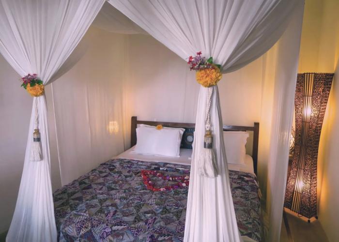Cili Emas Oceanside Resort