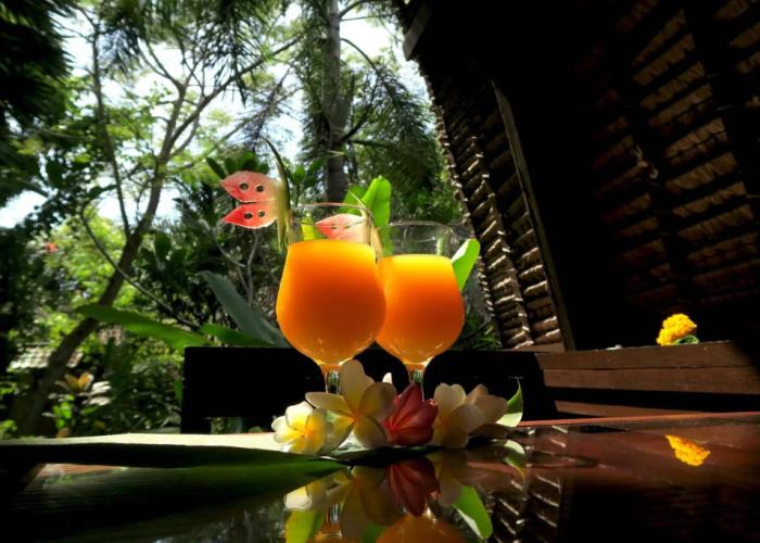 Cili Emas Oceanside Resort