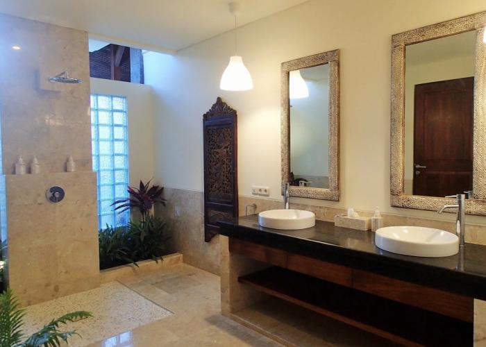 Aloka Bahari Villas