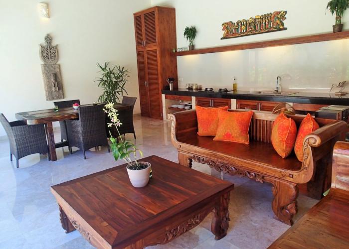 Aloka Bahari Villas