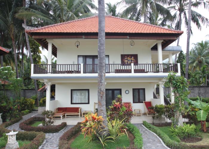 Bondalem Beach Club Hotel