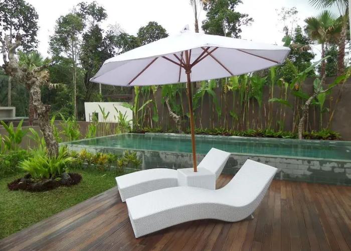 Senetan Villa and Spa Resort