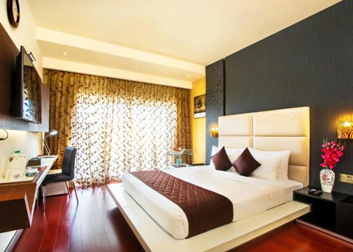 Flora Airport Hotel and Convention Centre Kochi