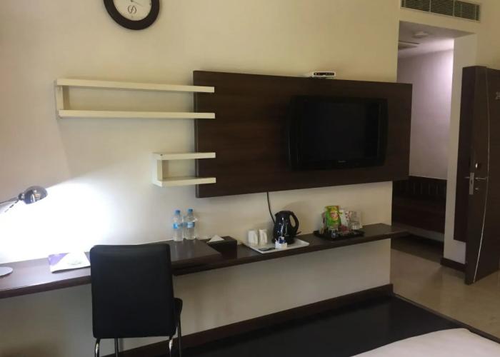 Flora Airport Hotel and Convention Centre Kochi