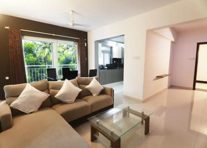 Transit Suites by GrandWest