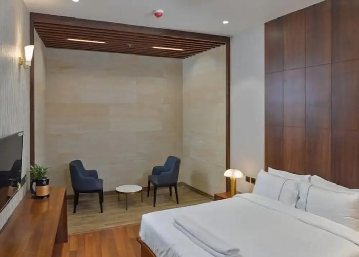 0484 Aero Lounge - Terminal 2, Cochin Airport Hotel