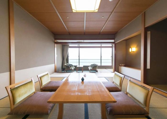 Hotel Urashima