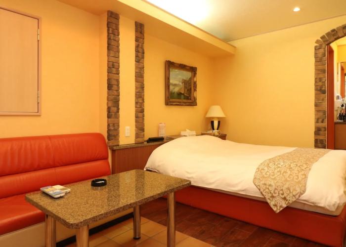 Hotel To