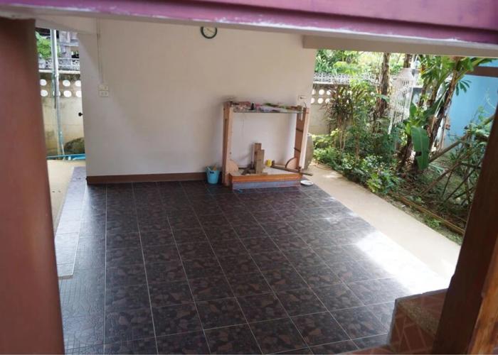 Three Moons Homestay