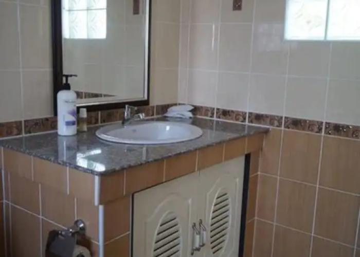 Three Moons Homestay