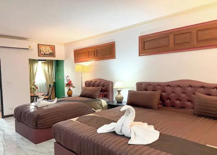 Chiangmai Lanna & Modern Loft  Hotel