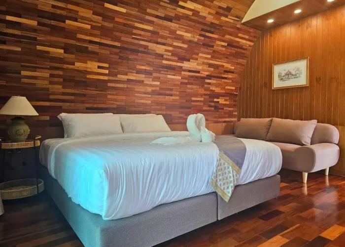 Pang fan Rock & River Resort