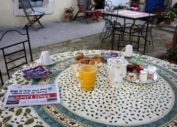 Mas de Bellegou B&B