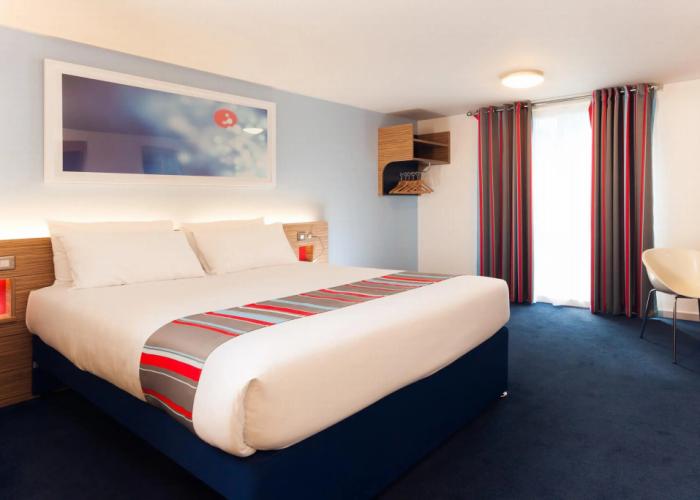 Travelodge Burton M6 Northbound
