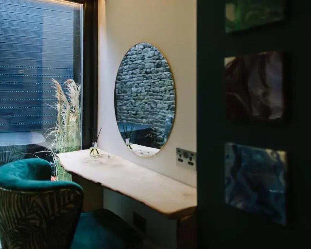 фото Absoluxe Suites