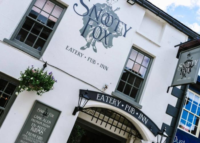 The Snooty Fox - Inn